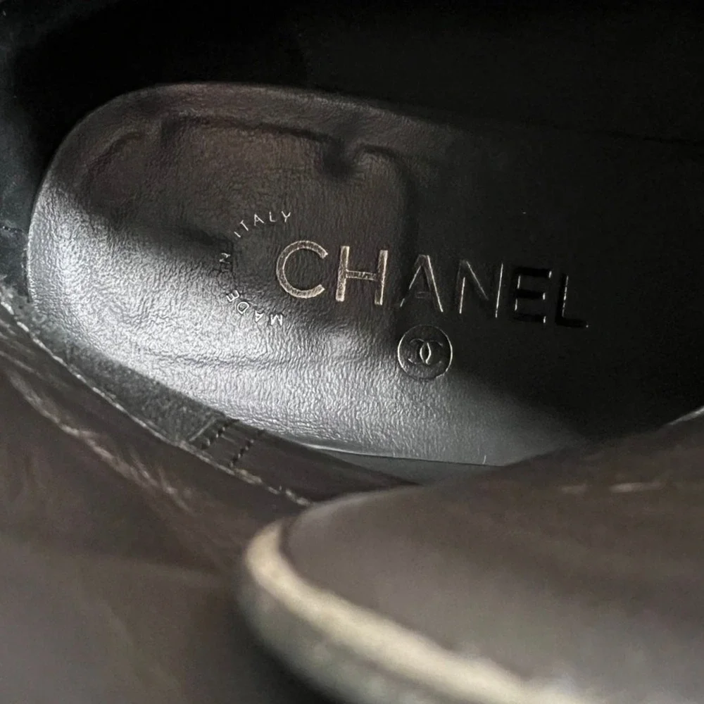 Chanel 2022 CC Chain Quilted Cap Toe Logo Combat Boots in Gray & Black Size 39.5